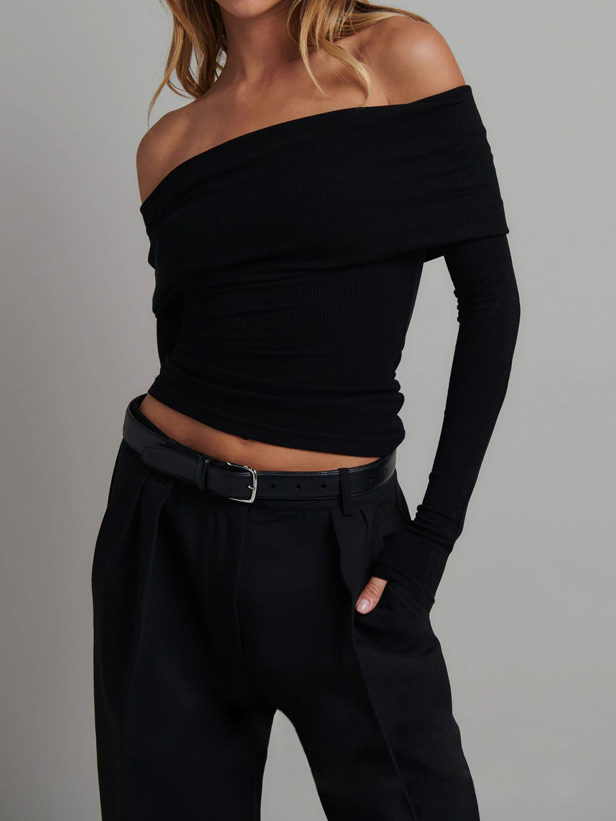 Off Shoulder Overfold Långärmad Crop Shirt