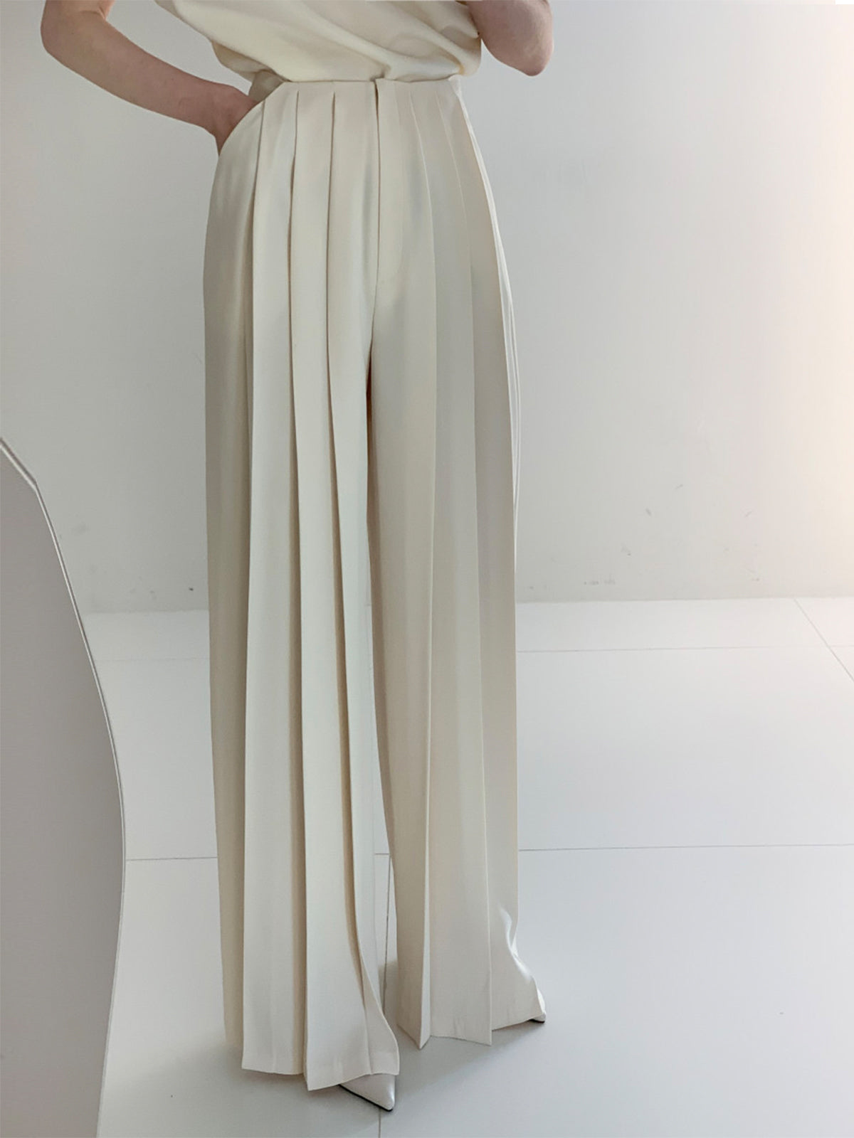 Pleated High Waist Wide Leg Pants