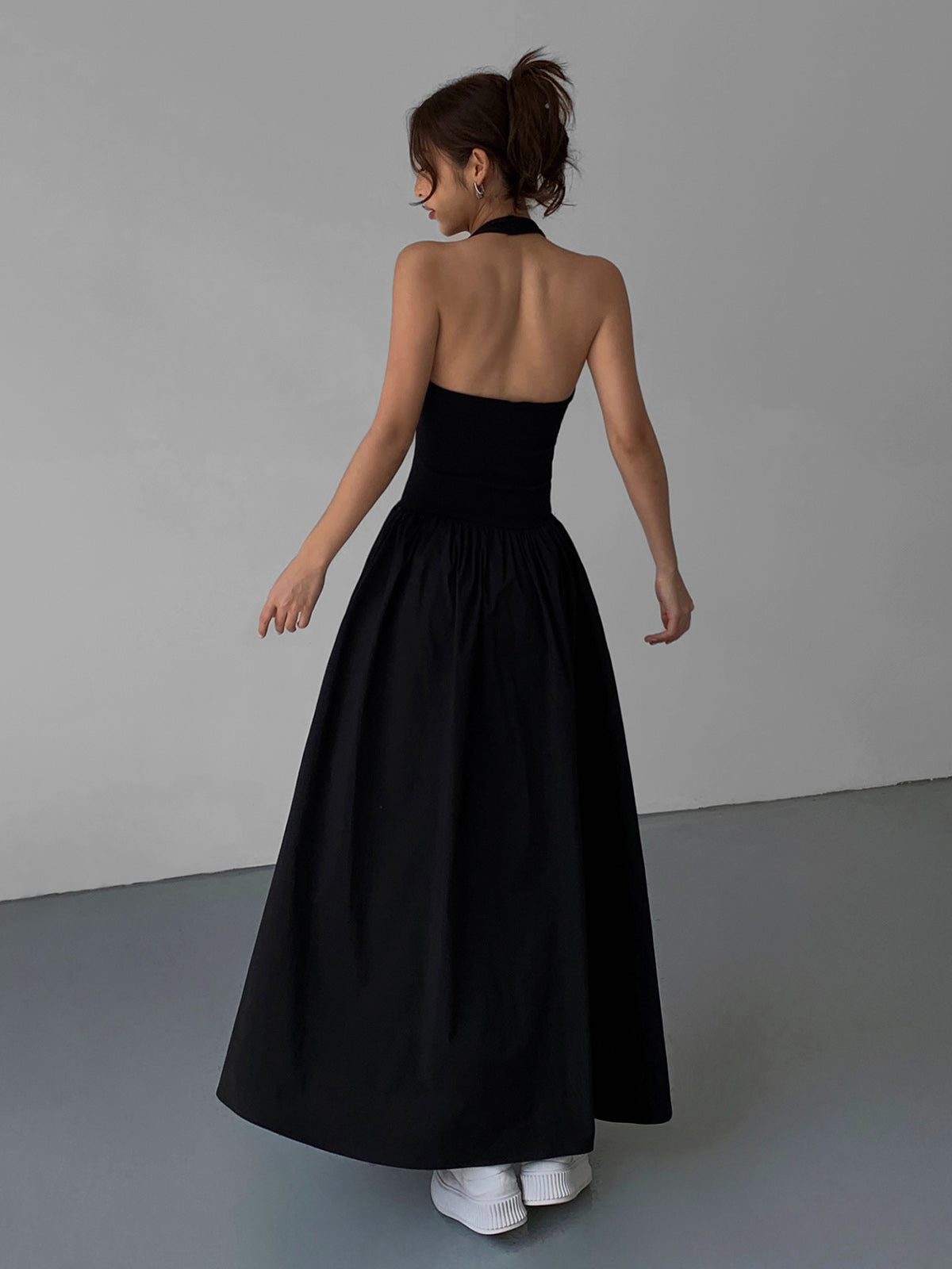 Minimalist Halter Backless Long Dress