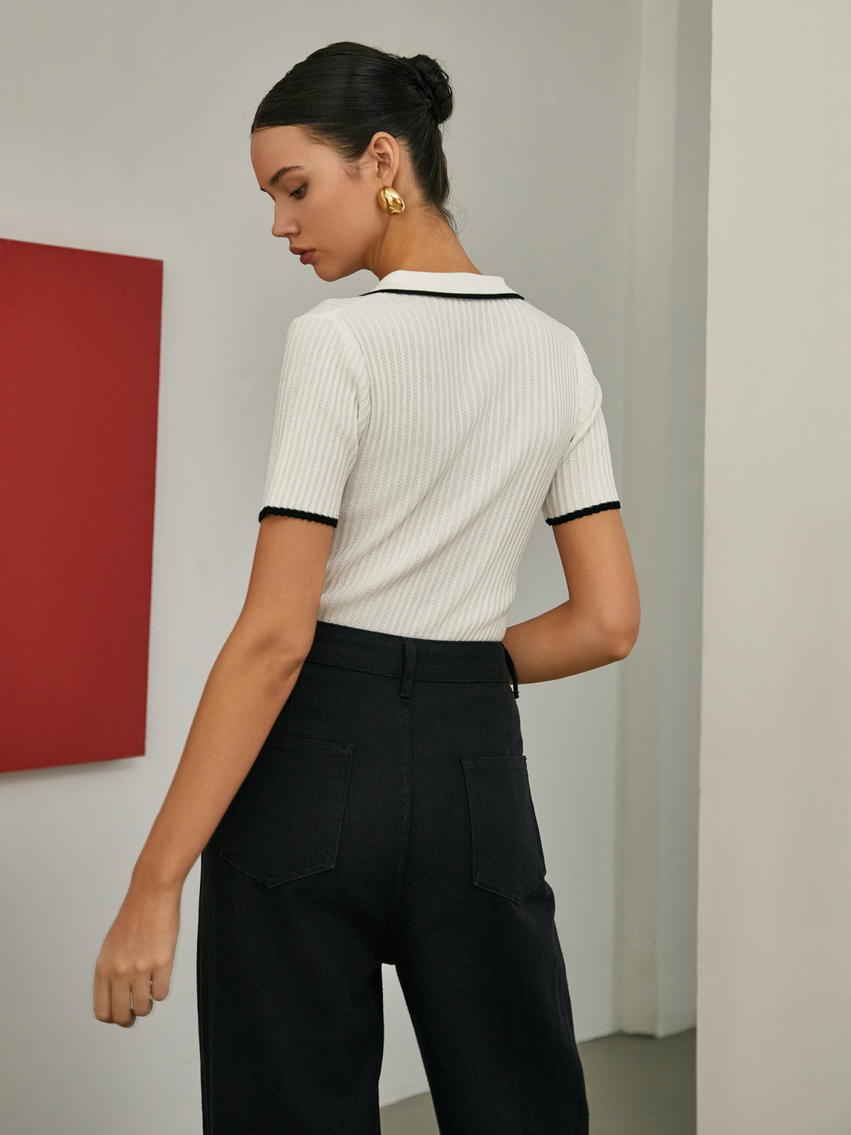 Contrast Trim Short Sleeve Knit Top