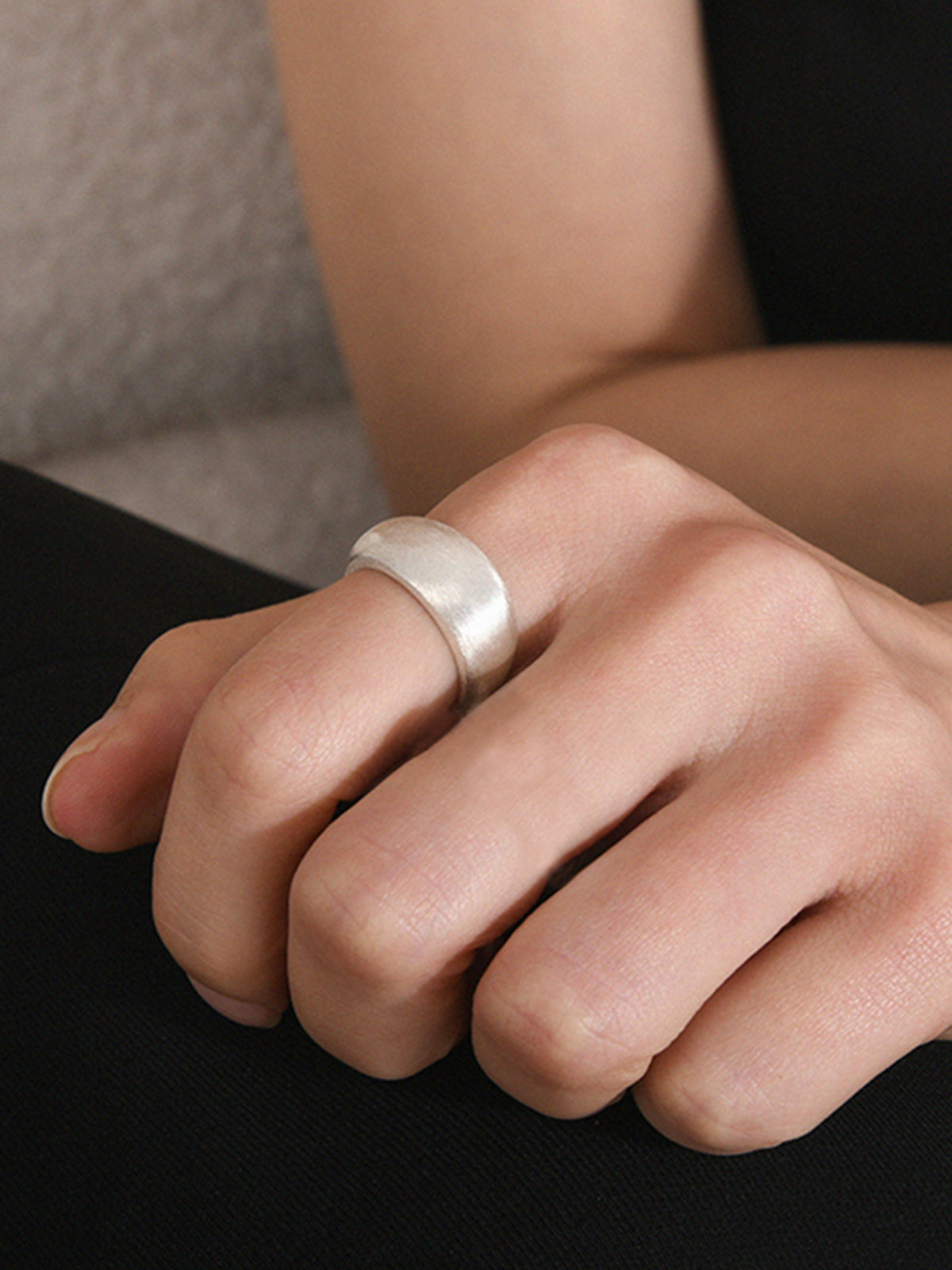 Minimalist Oval Brushed Ring