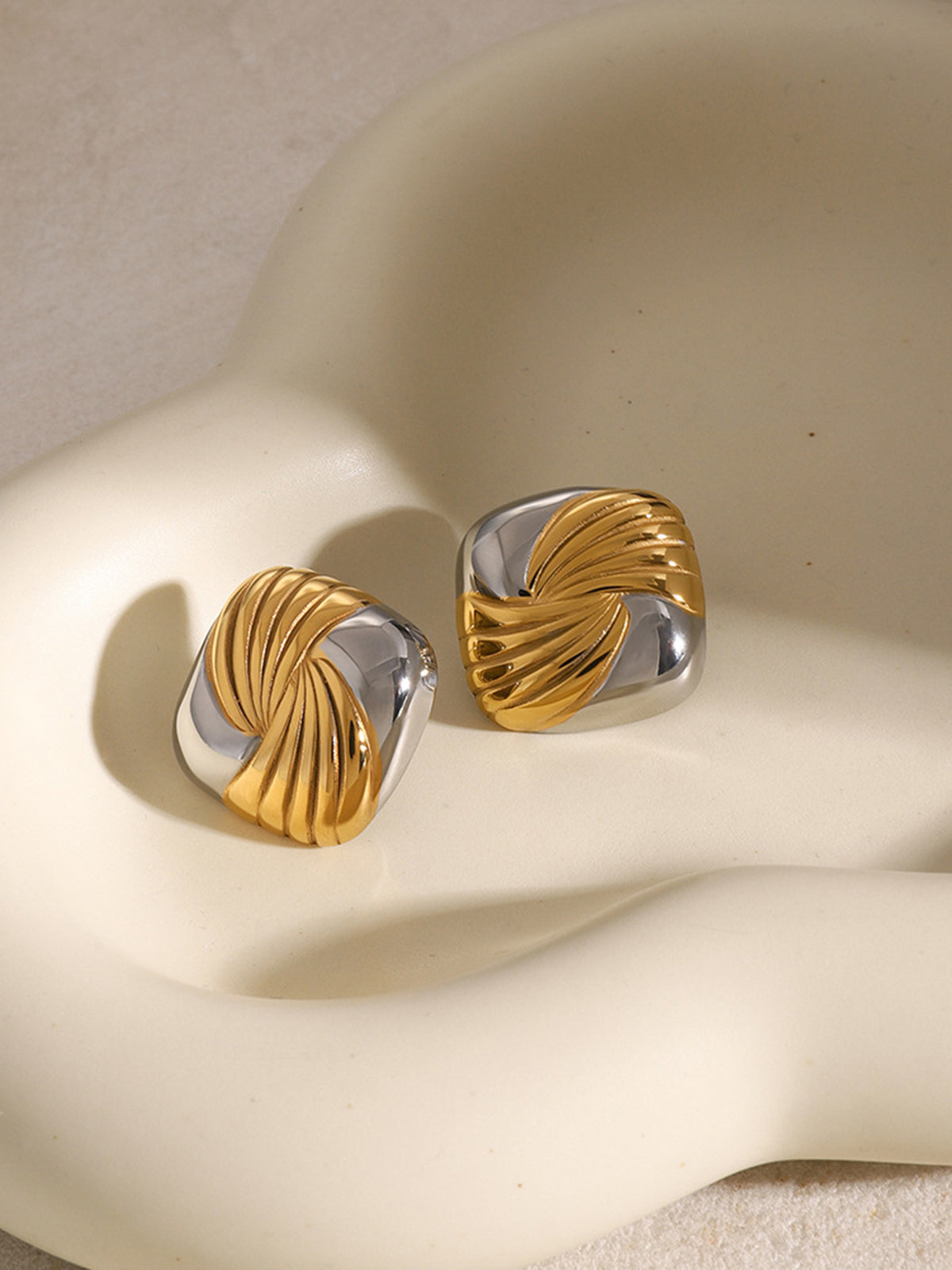 Two Tone Ripple Square Earrings