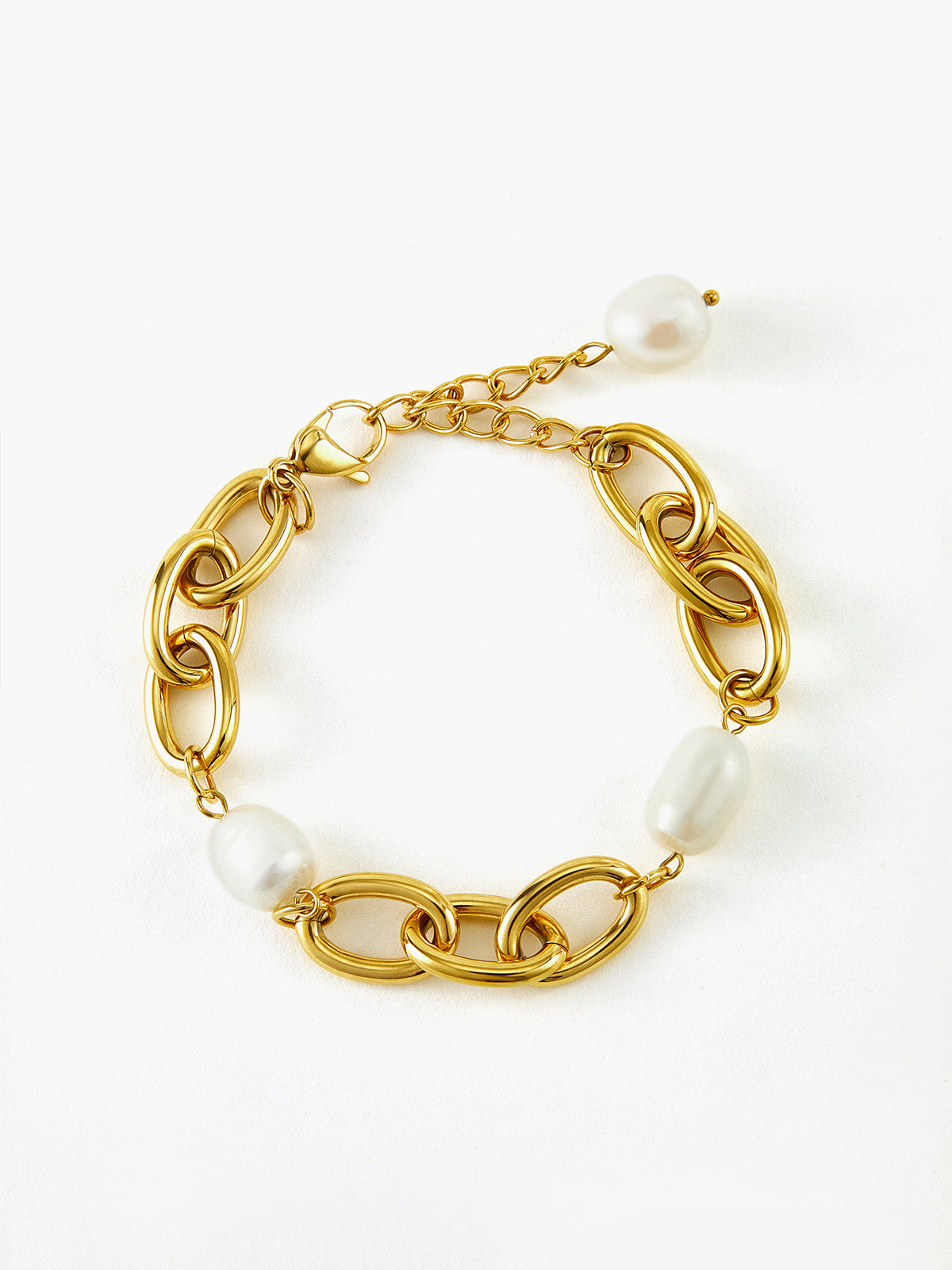 Oval Pearl Golden Chain Bracelet