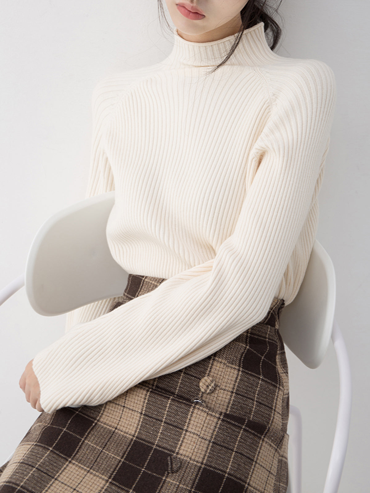 Minimalist Plain Ribbed Sweater