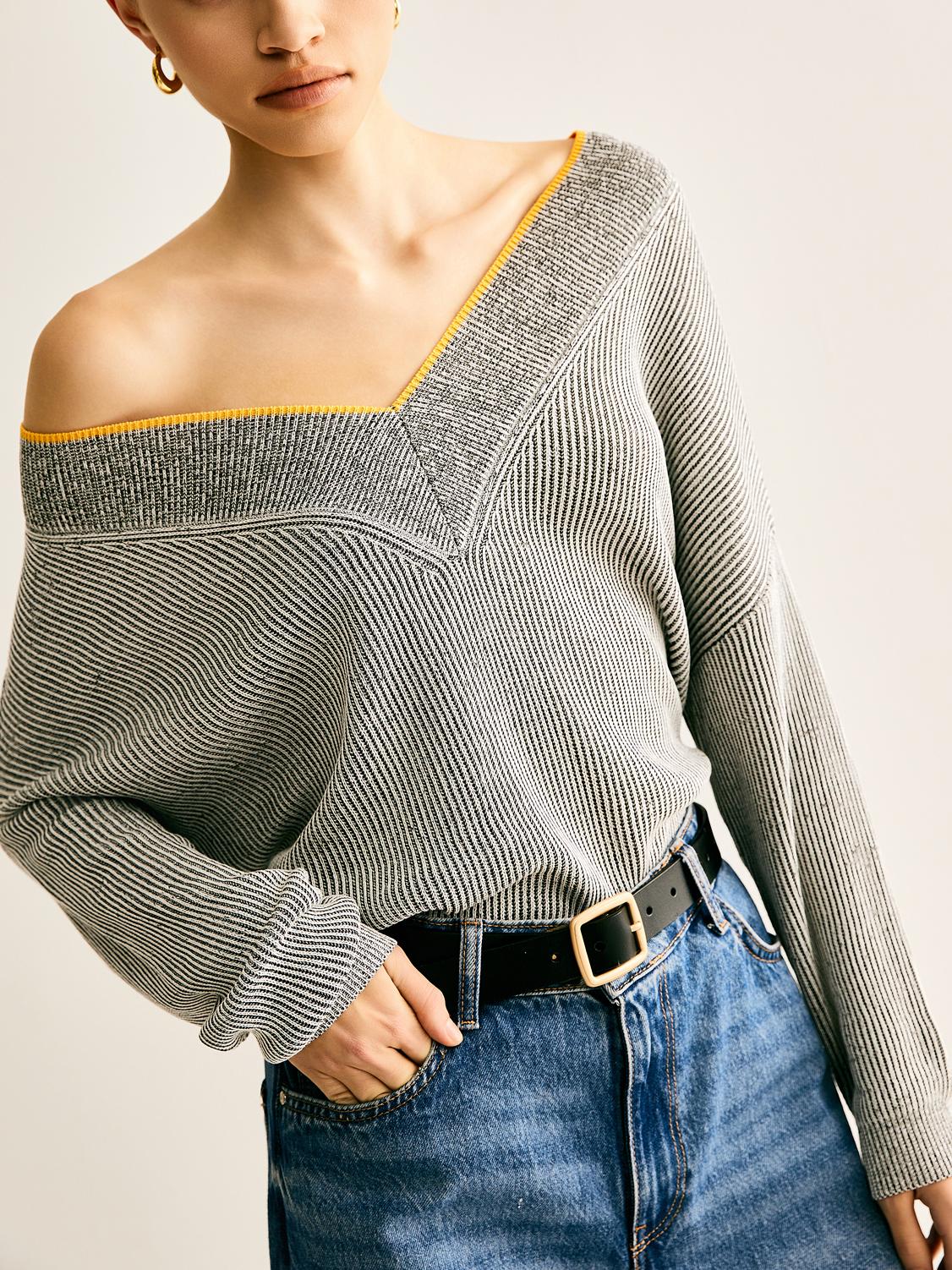 V-Neck Two-Tone Rib Knit Top