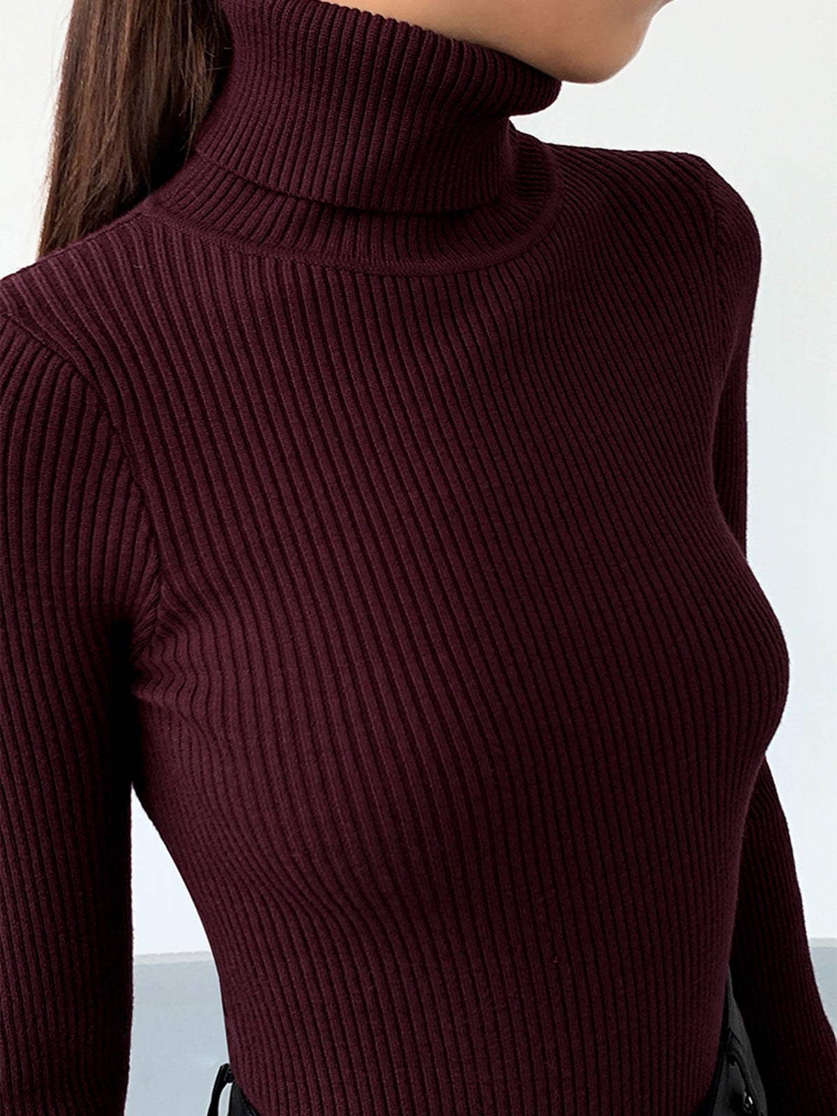 Minimalistisk Turtleneck Slim Knit Top