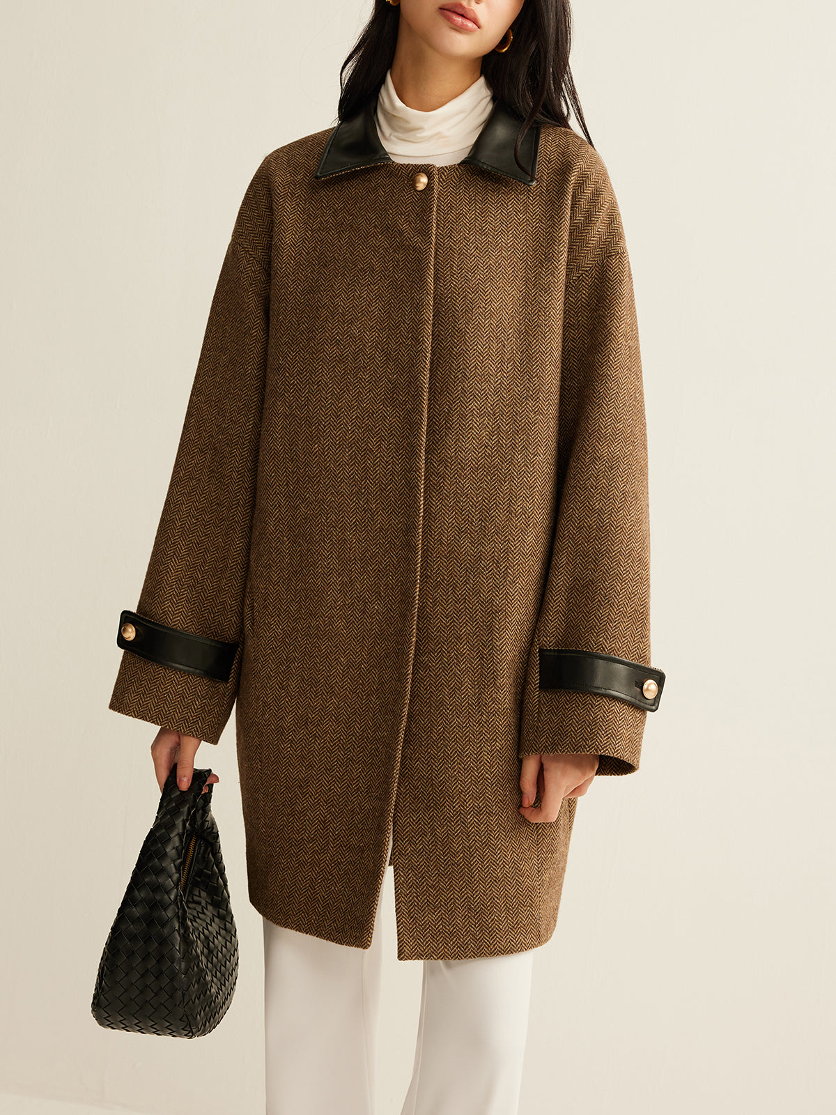 Contrast Collar Button Wool Coat