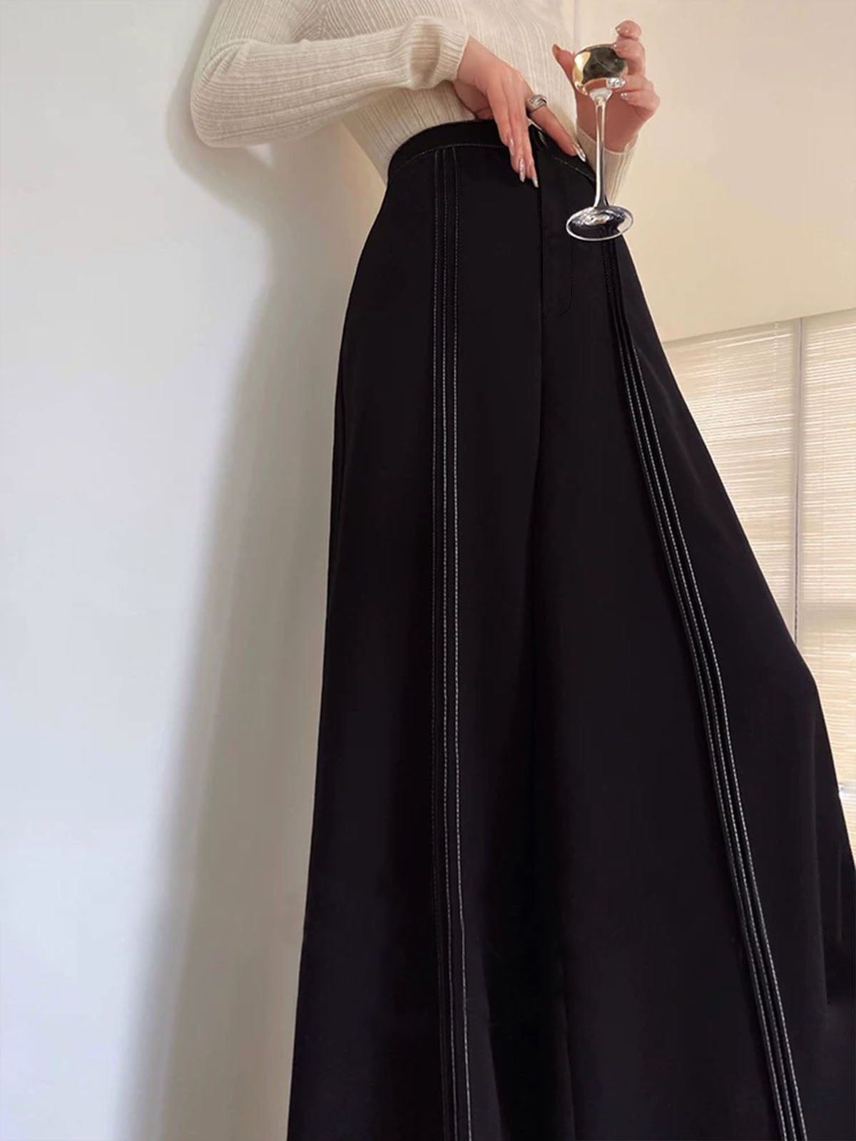 Contrast Bars Wide-Leg Flare Pants