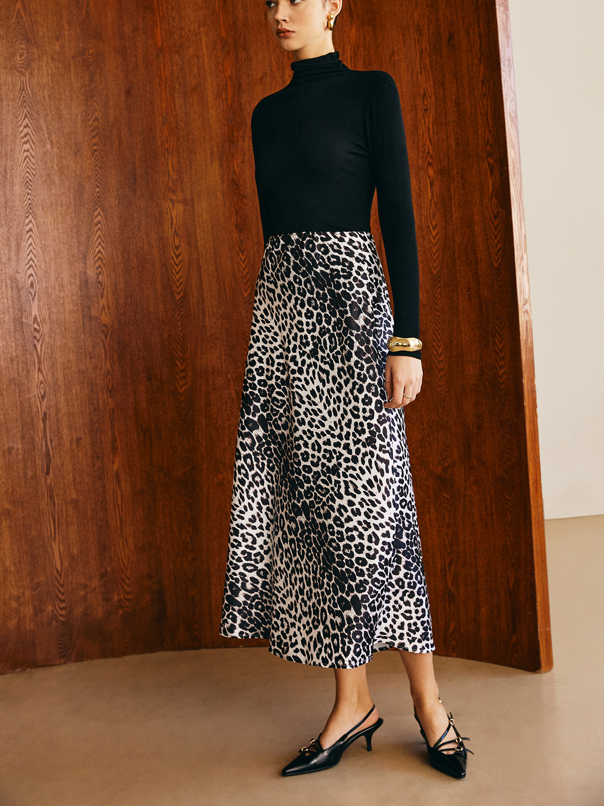 Leopard Printed Midi Skirt