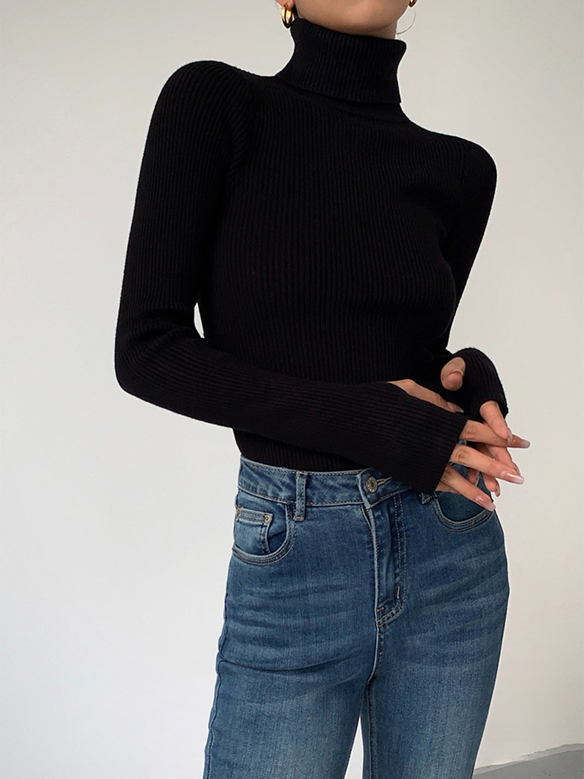 Minimalistisk Turtleneck Slim Knit Top