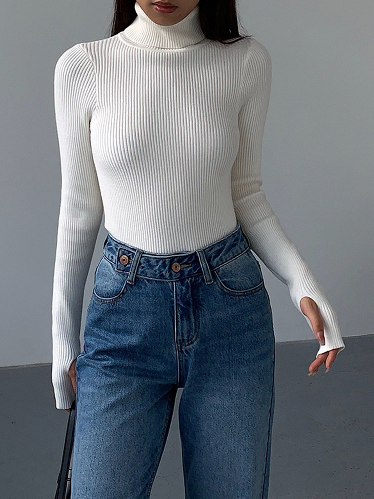 Minimalistisk Turtleneck Slim Knit Top