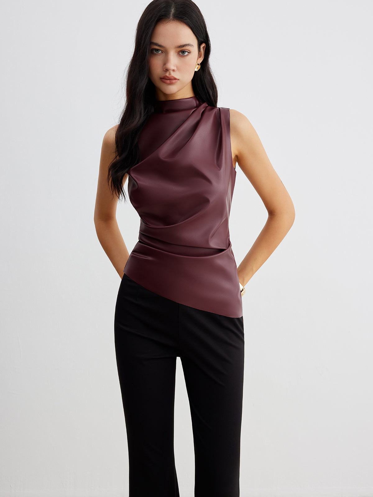 Mock Neck Faux Leather Cinched Linne