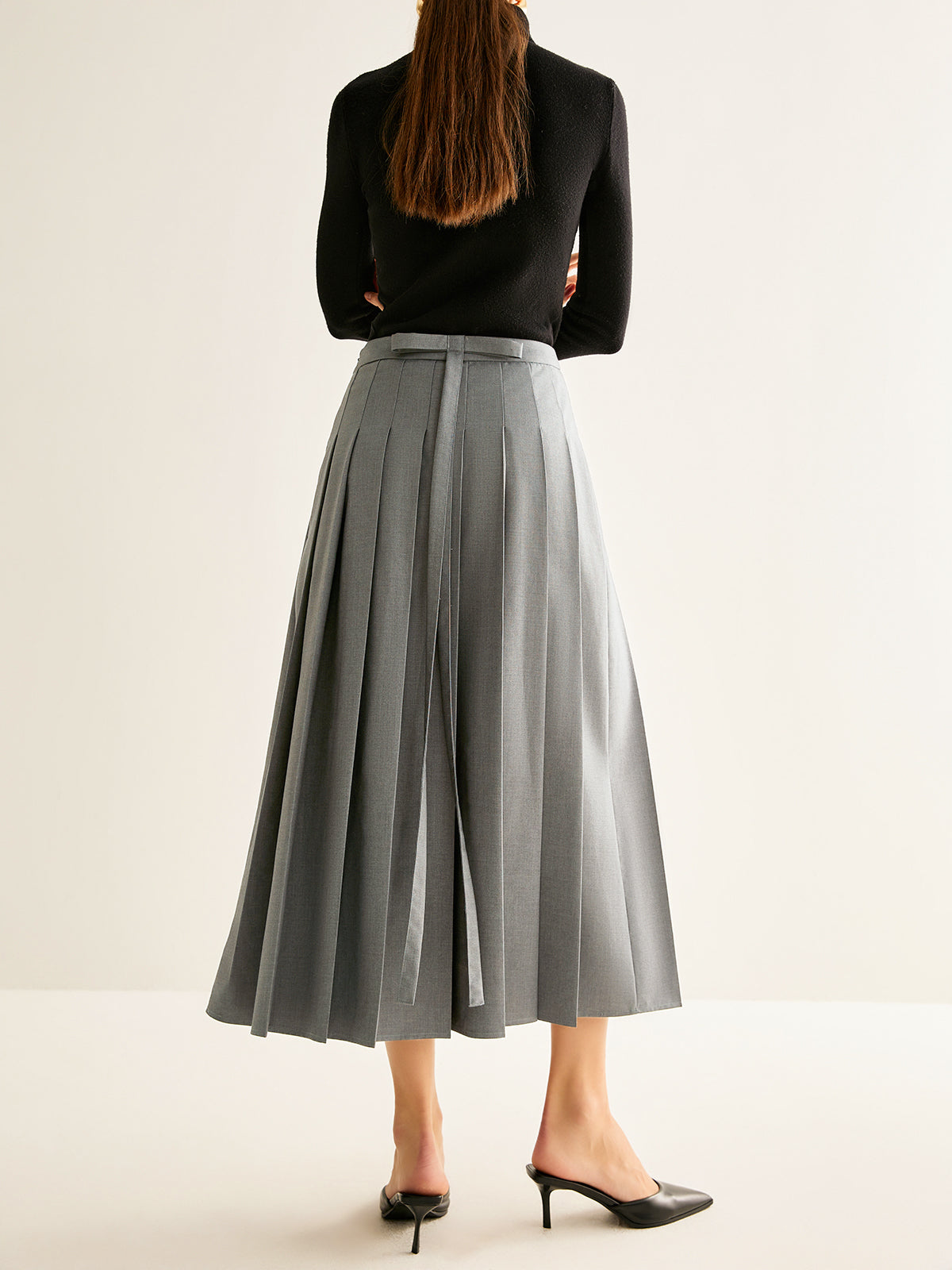 Pleated Slit Zipper Skirt