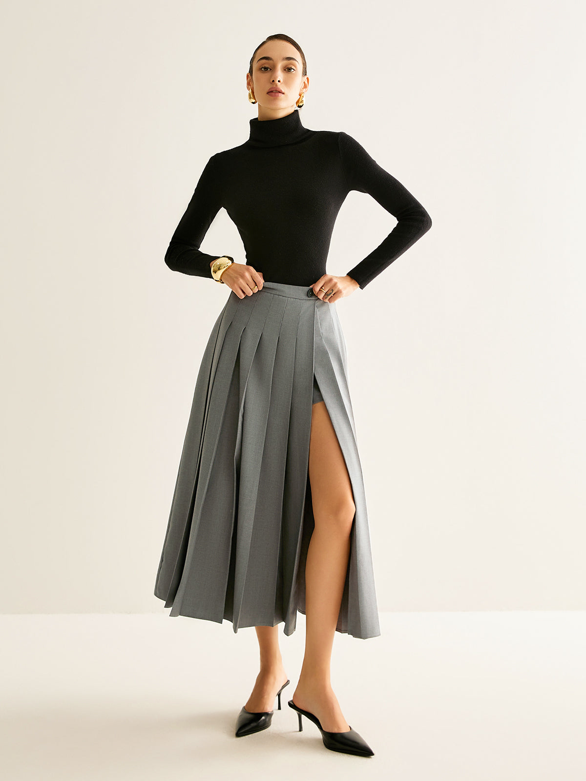 Pleated Slit Zipper Skirt