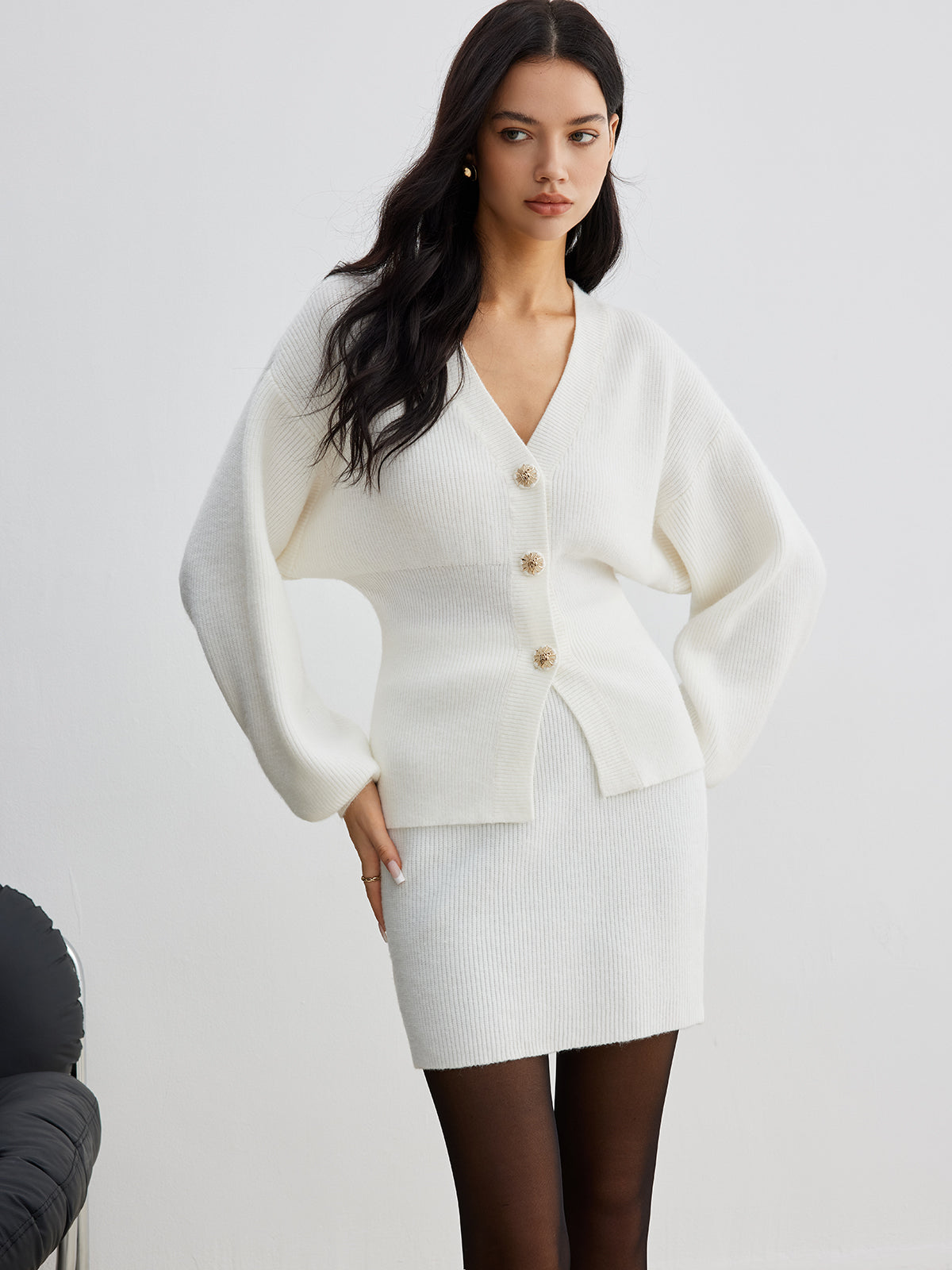 Elegant cardigan med knapp slits