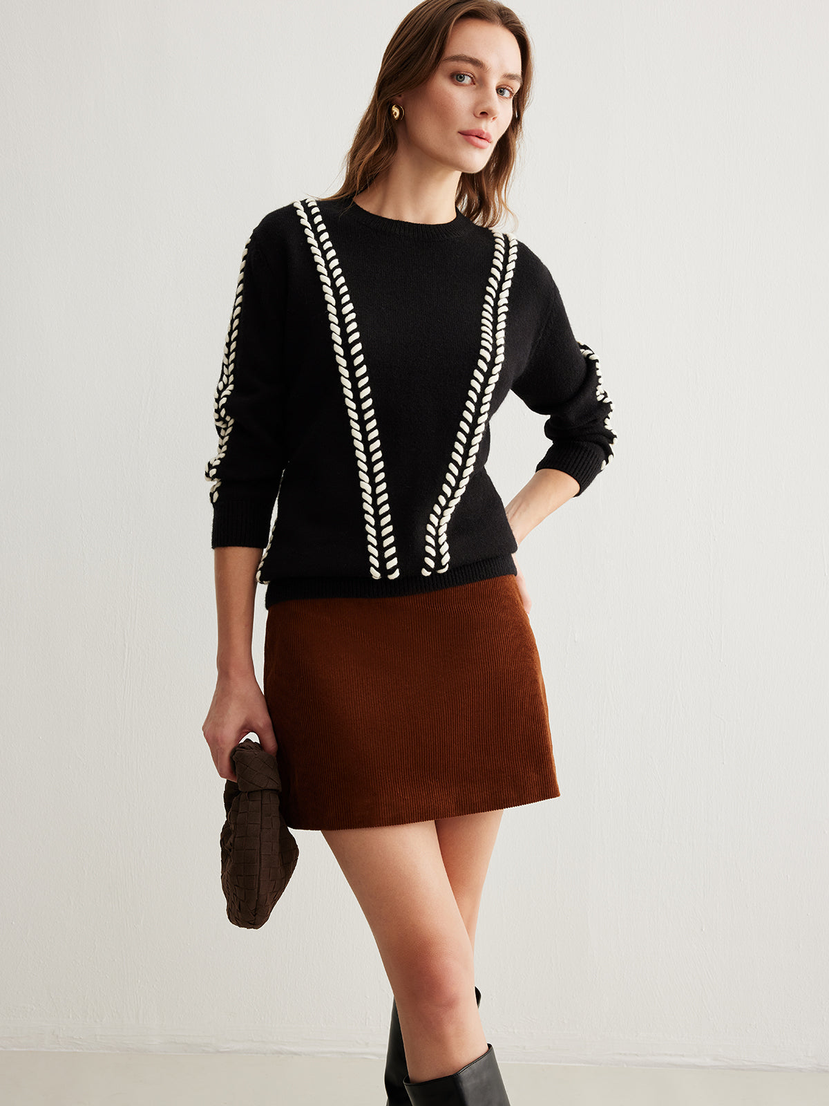 Versatile Contrast Binding Knit Top