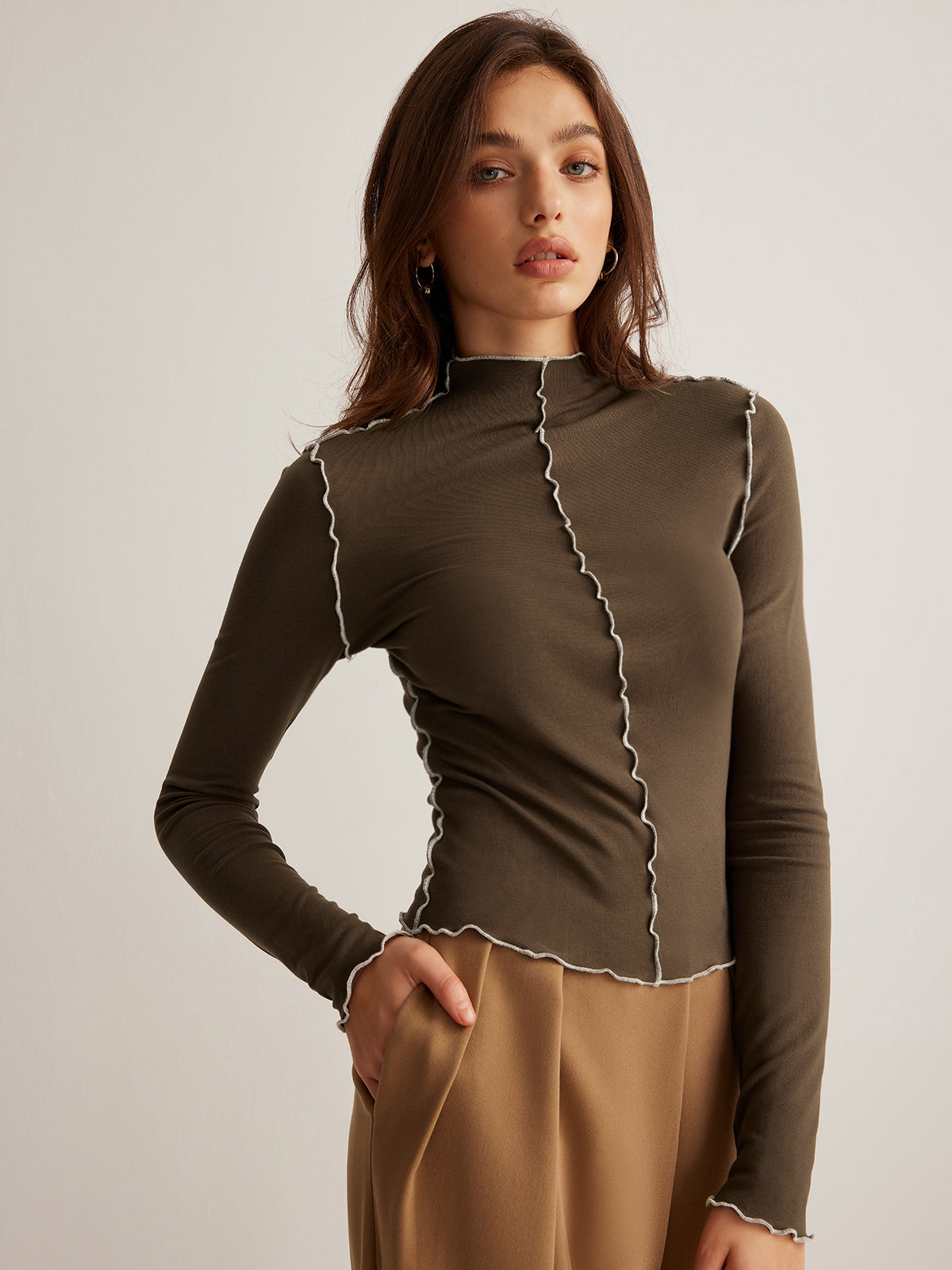 Mock Neck Wave-Piping Jersey Top