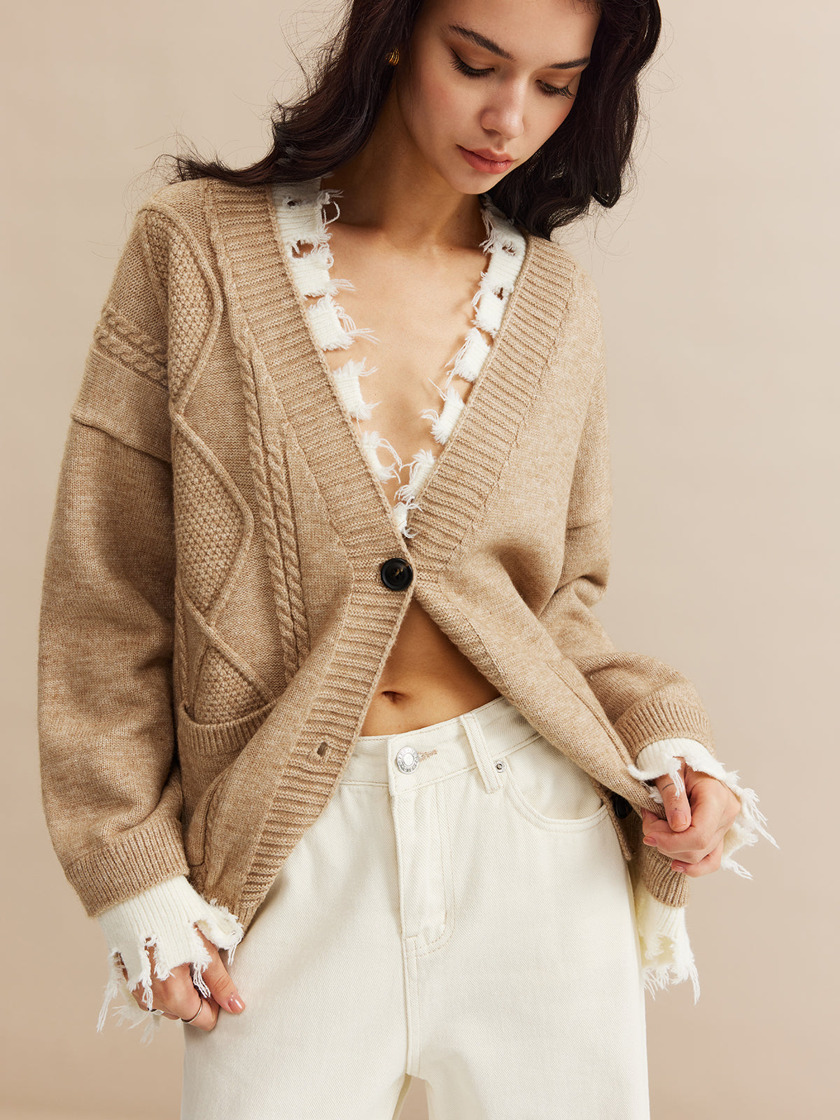 Contrast Raw Hem Button Knit Outerwear