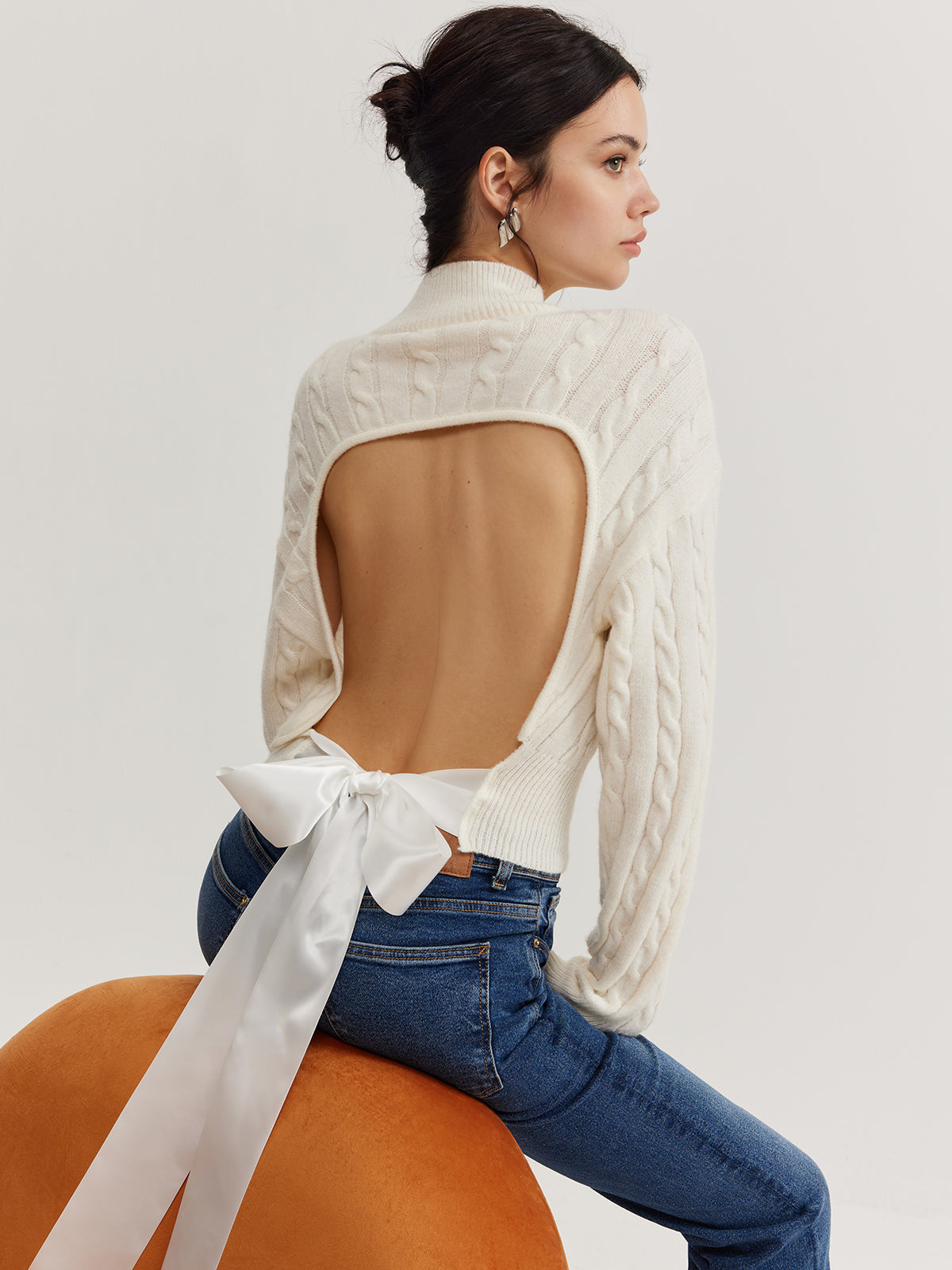 Plain Backless Bow Knit Top