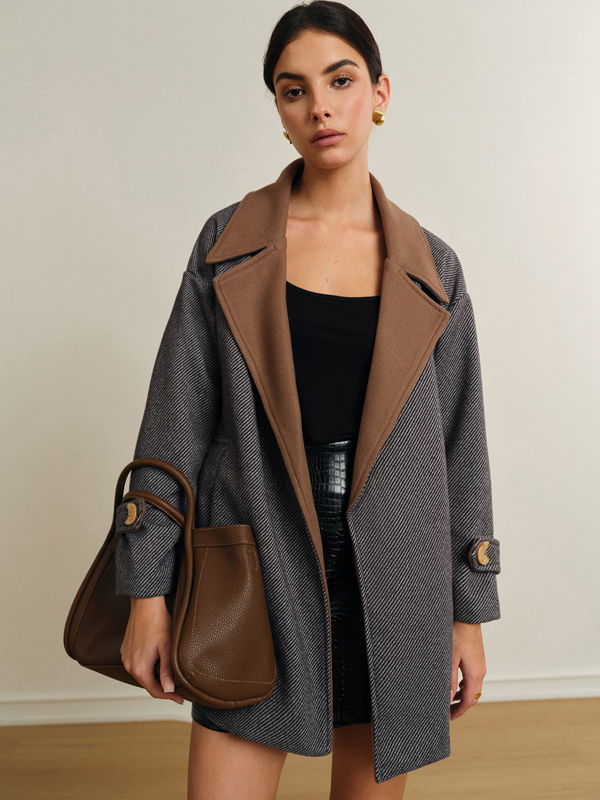 Versatile Contrast Collar Belted Wool Coat