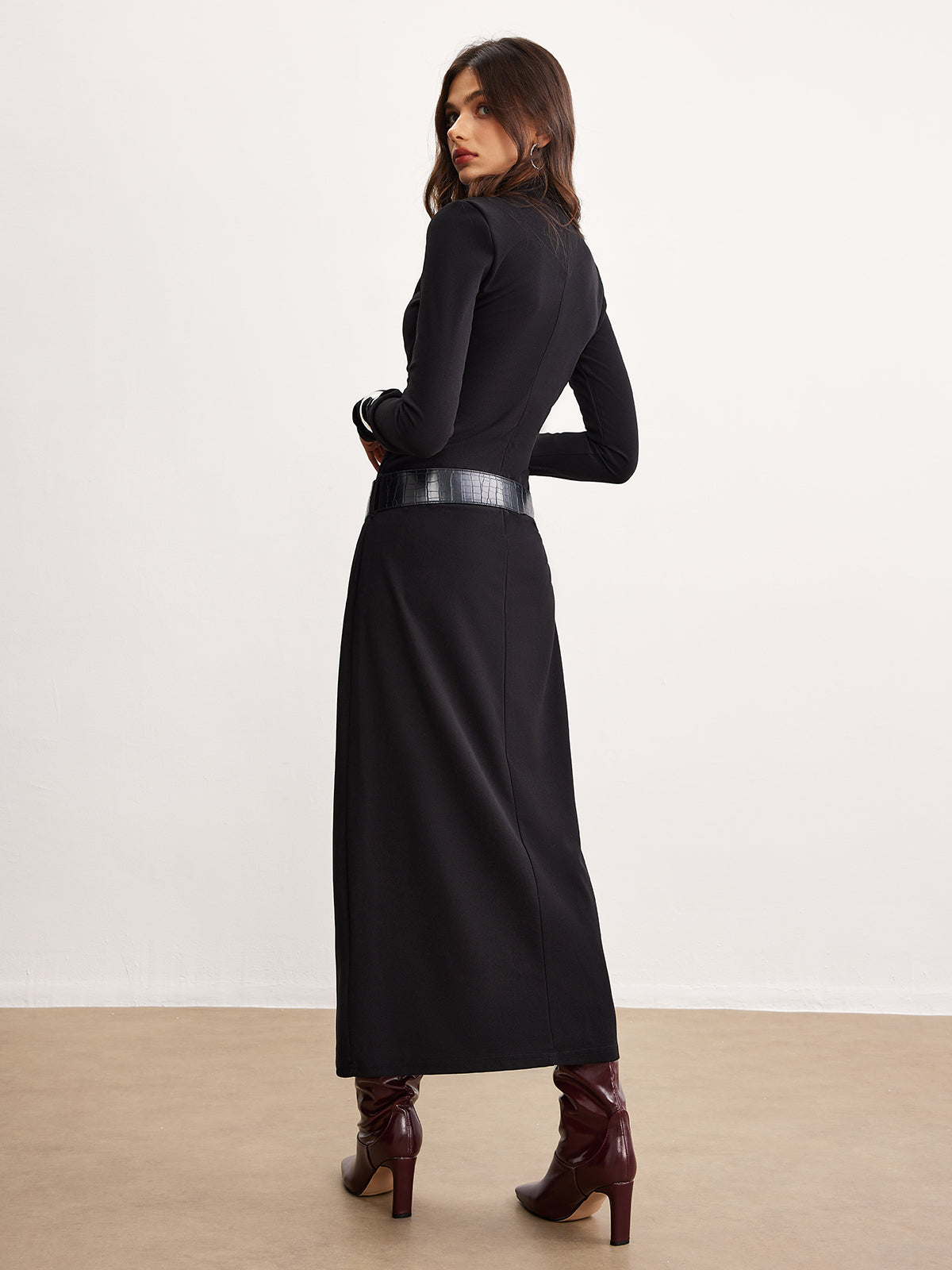 Minimalist Belted Jersey Dress