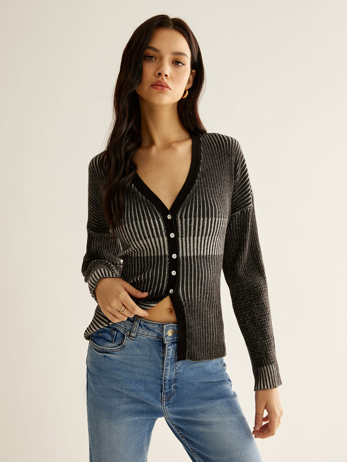 Ombre Button Slim Cardigan