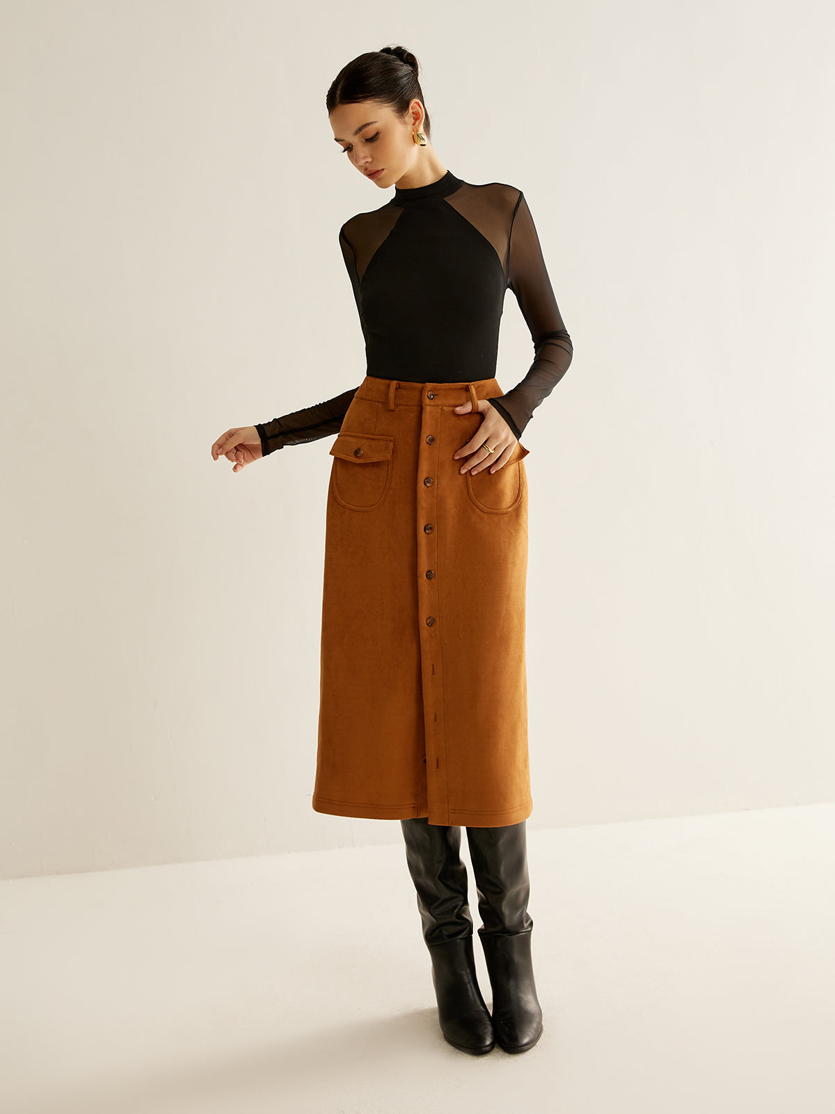 Button Suede Pockets Skirt