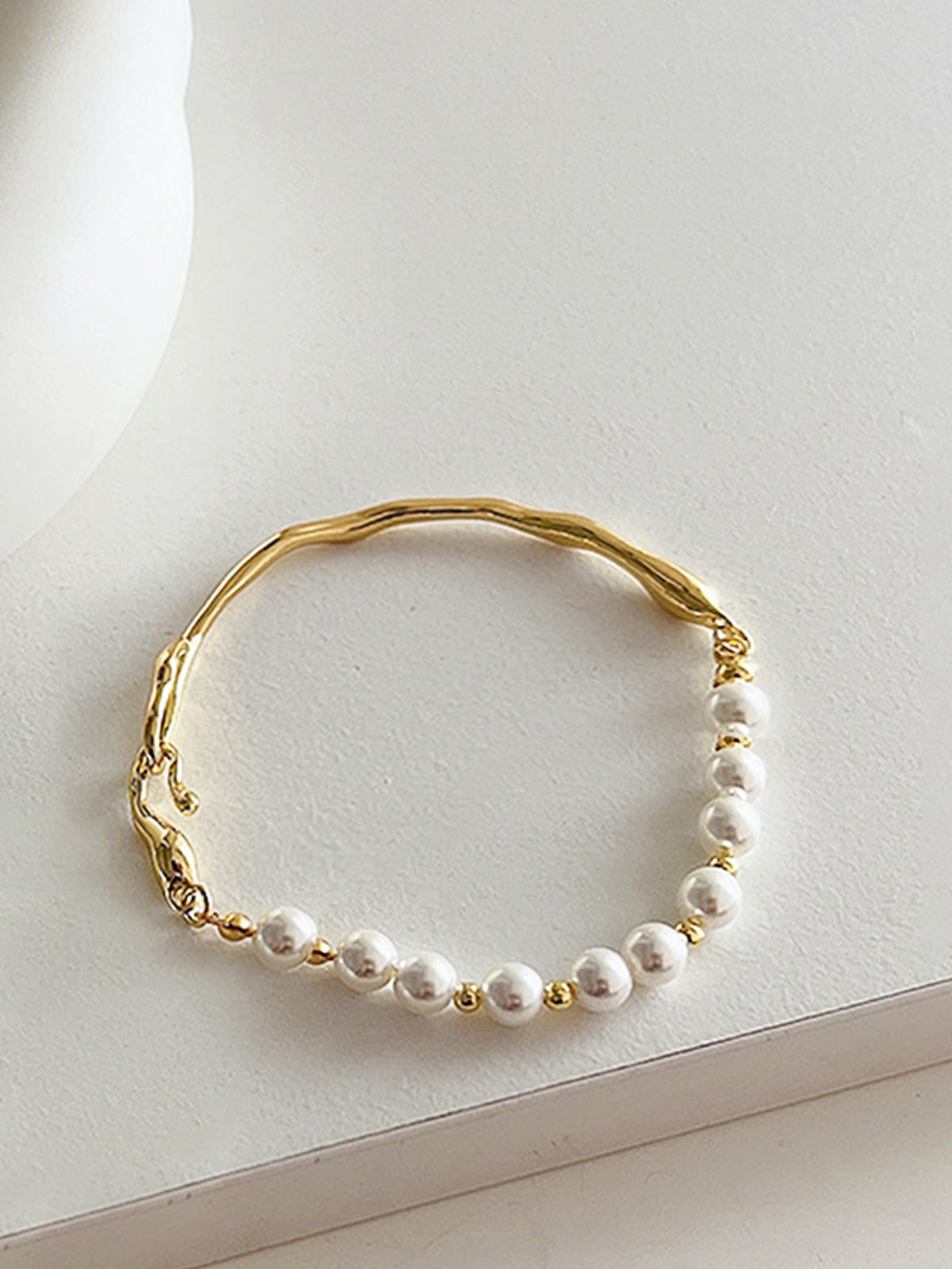 Irregular Metal Pearl Bracelet