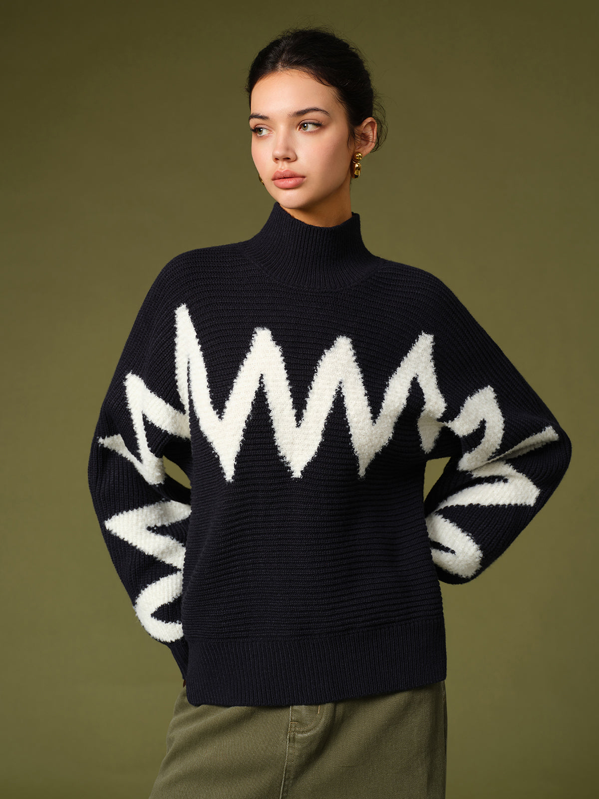 Mock Neck Contrast Binding Sweater