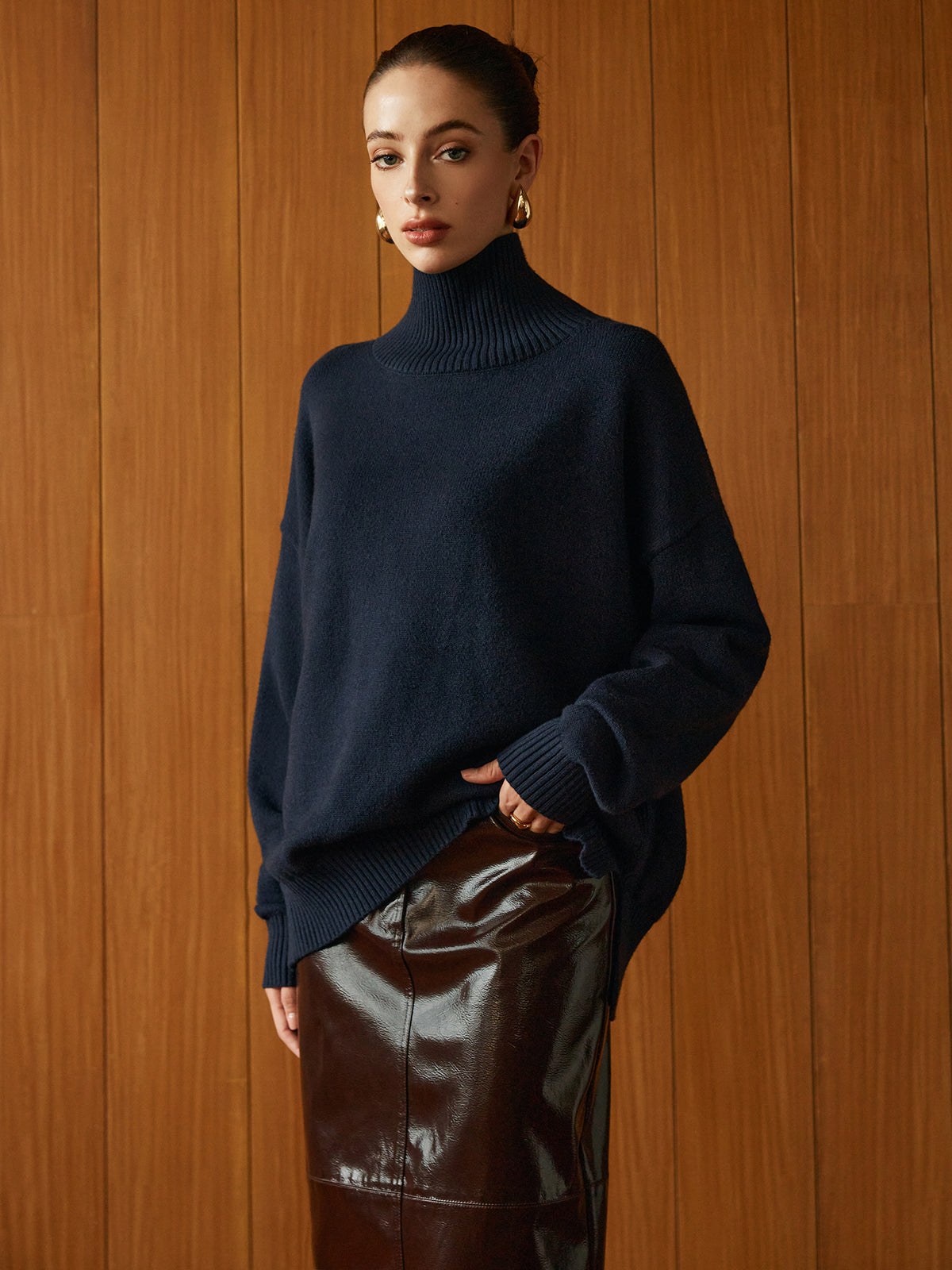 Versatile Plain Turtleneck Sweater