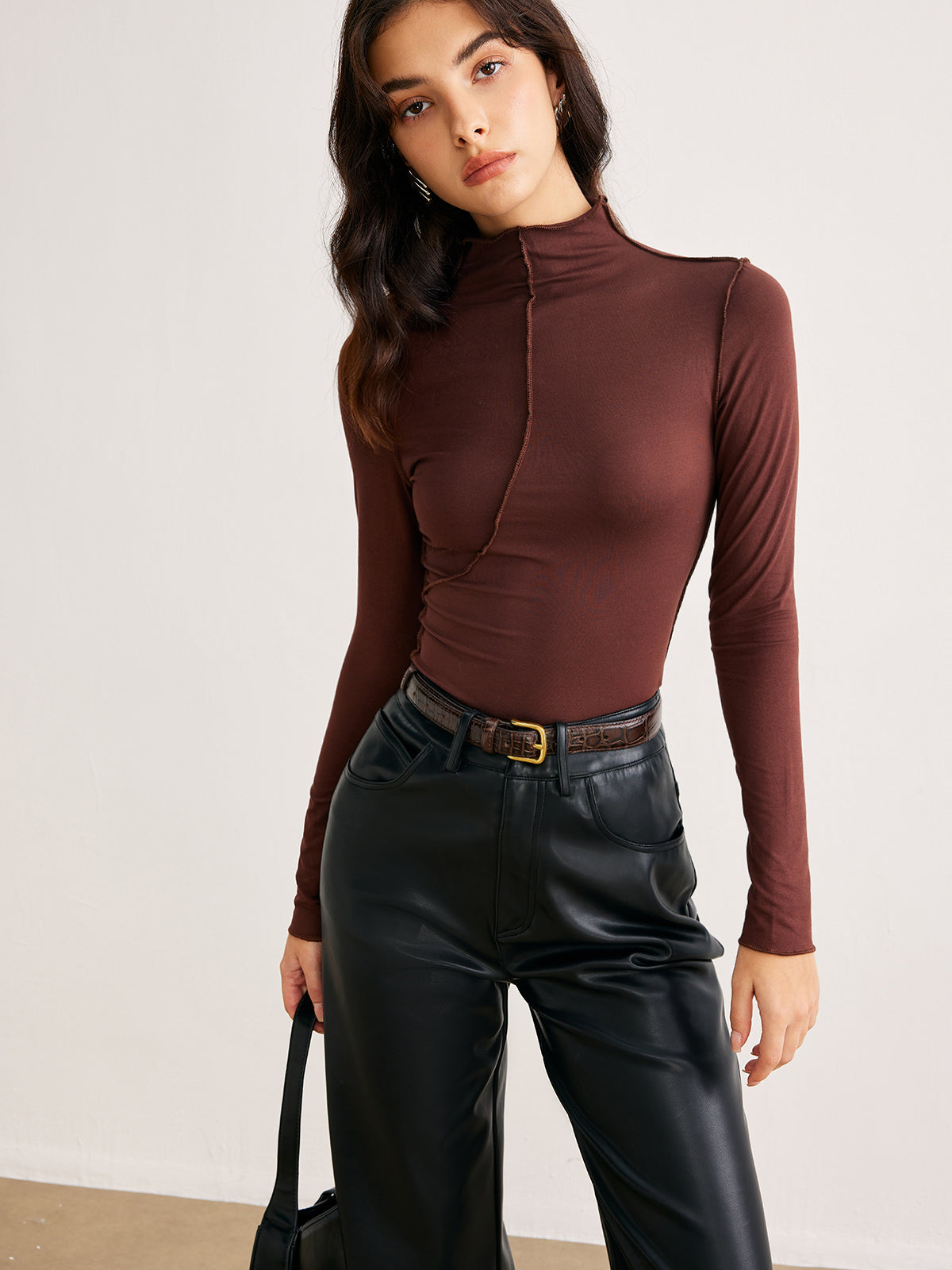 Mock Neck Piping Slim Jersey Top