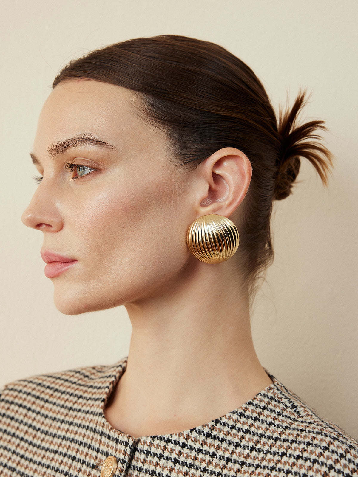 Half-Ball Ripple Stud Earrings