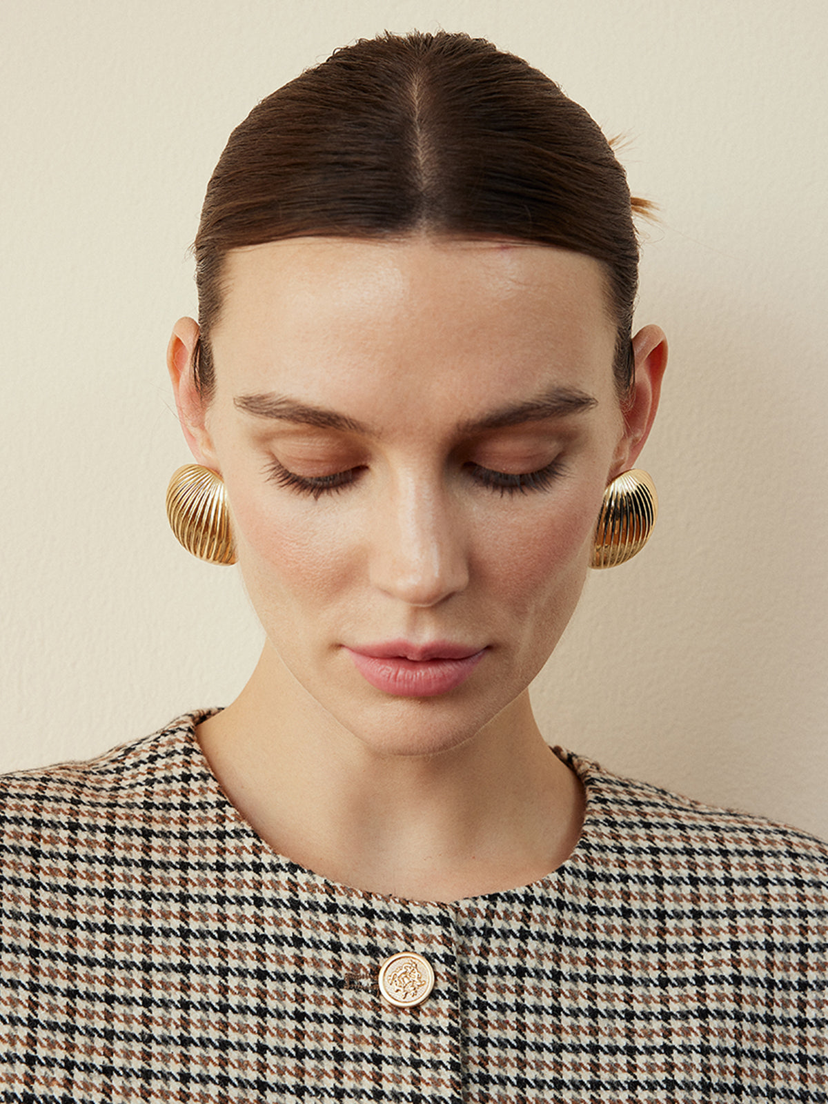 Half-Ball Ripple Stud Earrings