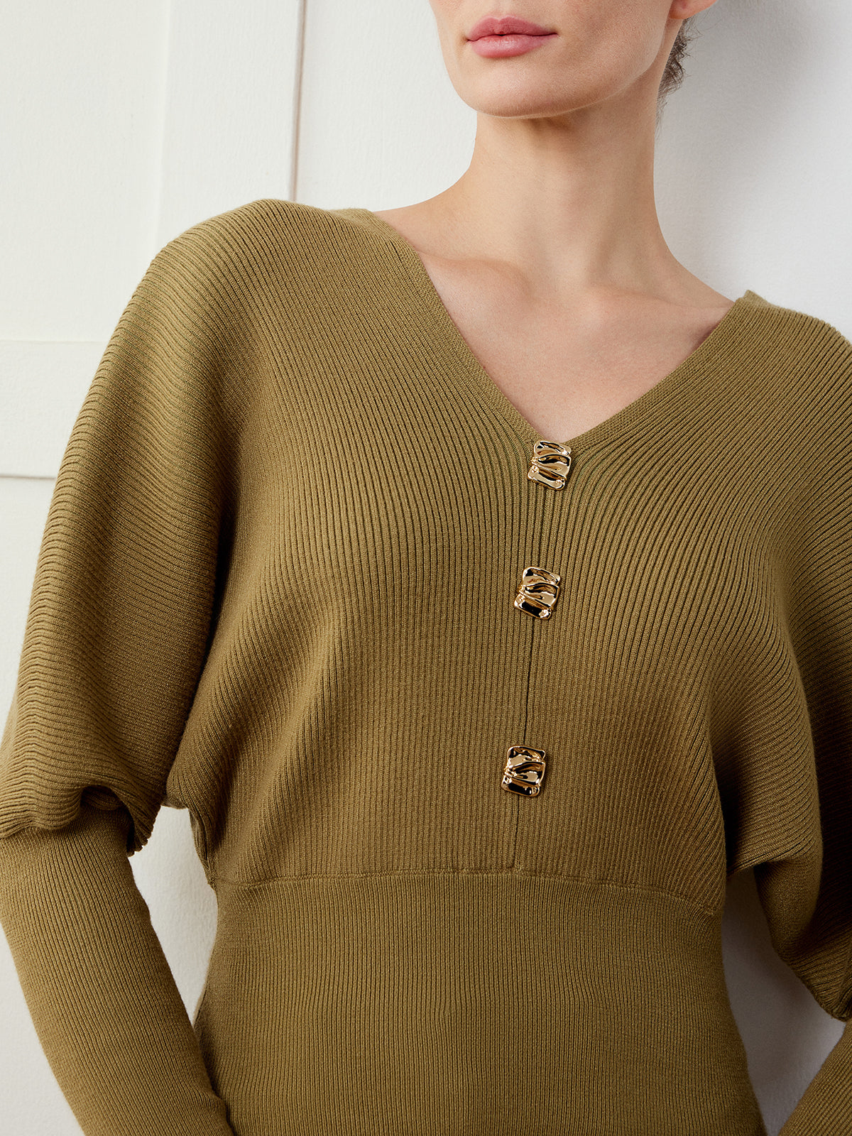 Leg-Of-Mutton Sleeve Cinched Sweater