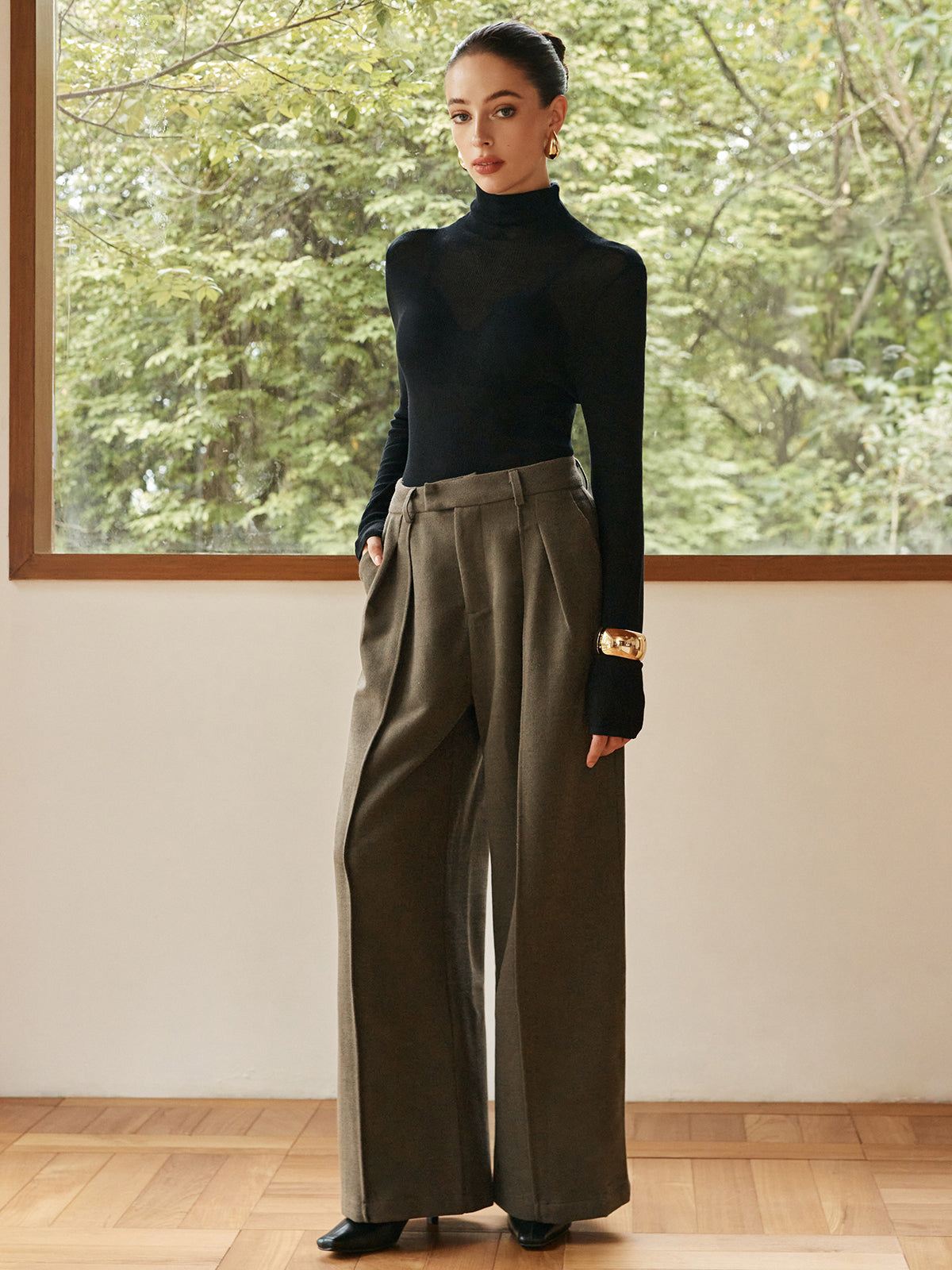 Pleated Wide-Leg Warm Pants