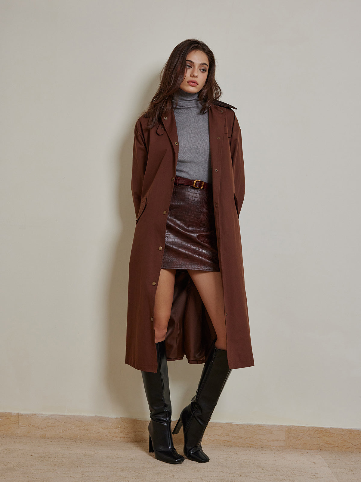 Contrast Collar Pleated Trench Coat