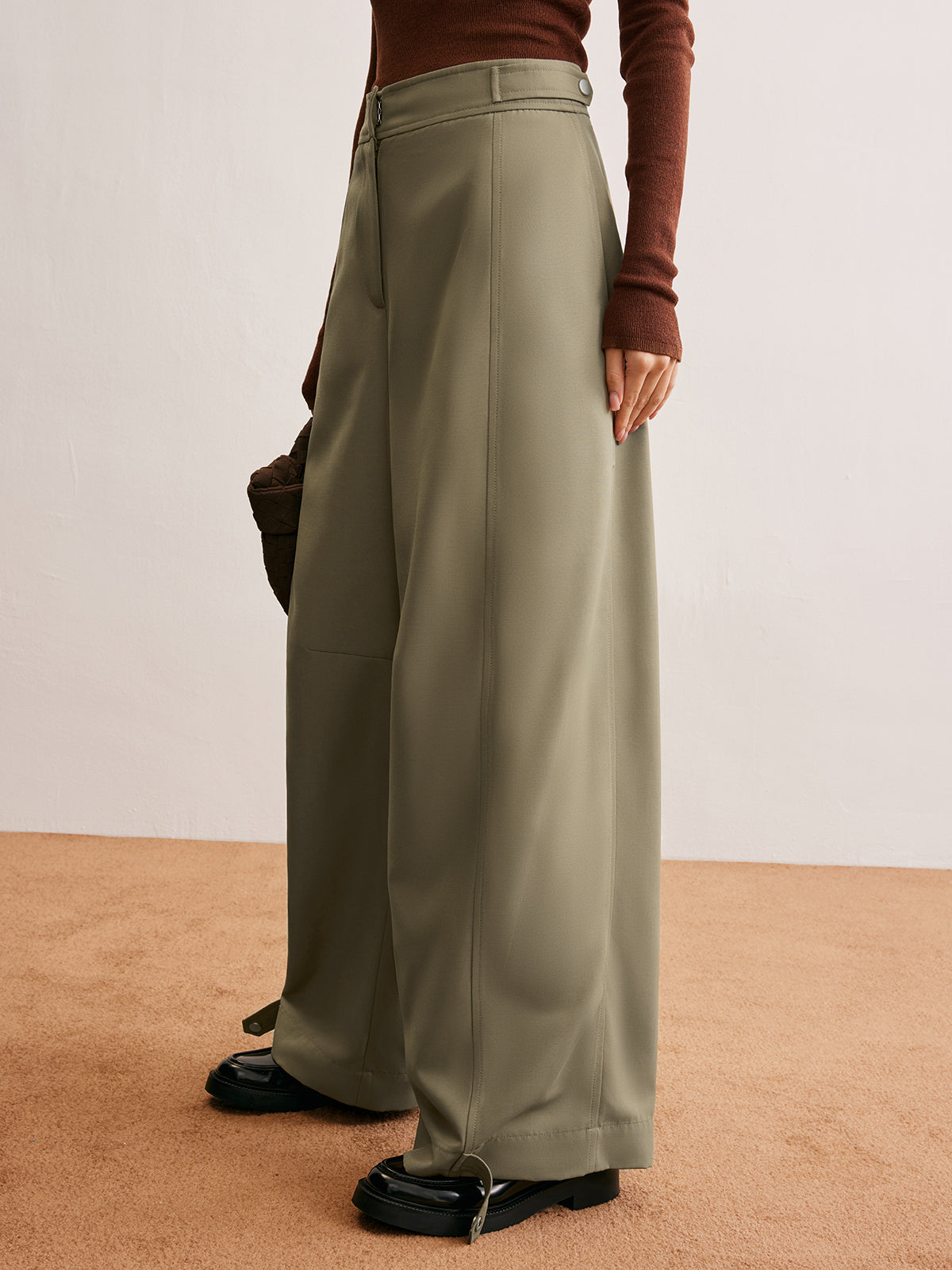 Button Clasp Wide-Leg Pants