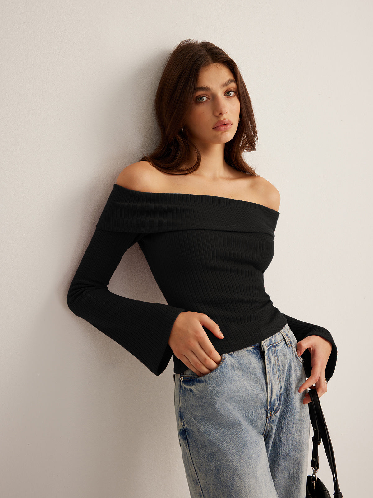 Off-Shoulder Ribbed Slim Top